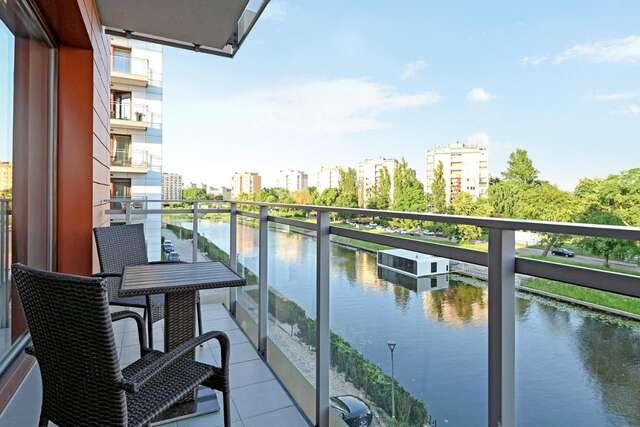 Апартаменты Stay Win Riverfront Lofts Гданьск-6