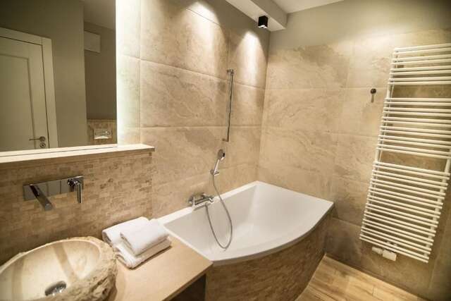 Апартаменты Stay Win Riverfront Lofts Гданьск-84